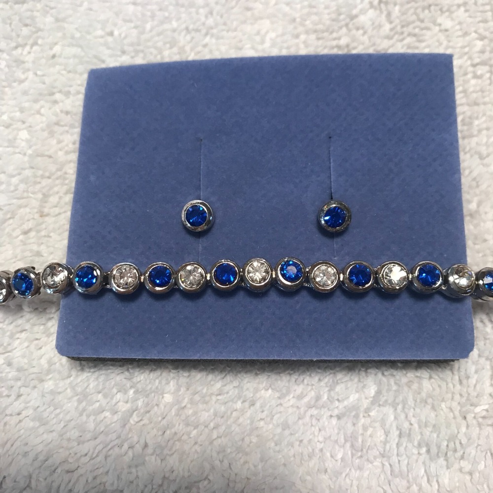 Vintage Avon 2002 Sparkling Sapphire color Crystal Tennis Bracelet Earrings Set